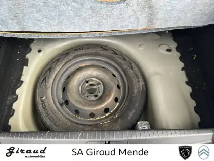 Photo 33 Peugeot 208  PureTech 100 S&S BVM6