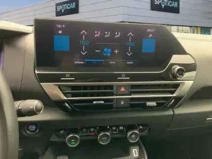 Photo 12 Citroën C4  Sté BlueHDi 130 S&S EAT8 Shine Pack