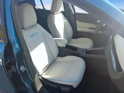 Photo 8 Fiat 600  T-Gen 3 1.2 Hybrid 110ch eDCT6 La Prima