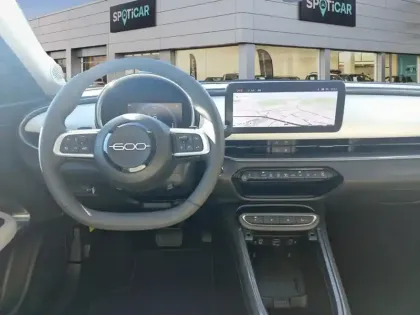 Photo 9 Fiat 600  T-Gen 3 1.2 Hybrid 110ch eDCT6 La Prima