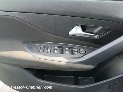 Photo 27 Peugeot 308  PureTech 130ch S&S BVM6 Active Pack