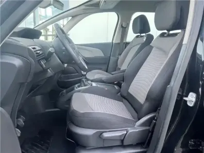 Photo 6 Citroën C4 Picasso PURETECH 130 S&S BVM6