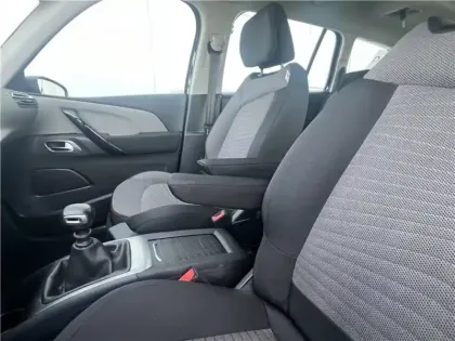 Photo 19 Citroën C4 Picasso PURETECH 130 S&S BVM6