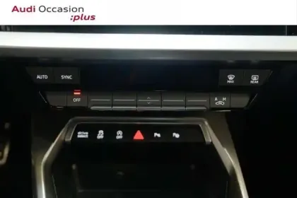 Photo 6 Audi A3 35 TFSI Mild Hybrid 150 S tronic 7 S line