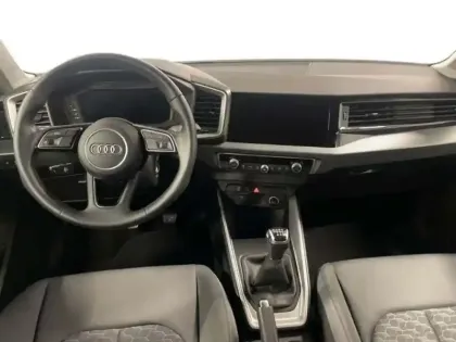 Photo 7 Audi A1 30 TFSI 110 ch BVM6 Advanced