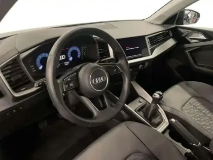 Photo 8 Audi A1 30 TFSI 110 ch BVM6 Advanced