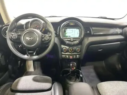 Photo 7 Mini Mini F56 LCI Hatch 3 Portes Cooper S 192 ch BVA7 Finition Greenwich