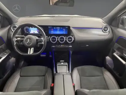 Photo 10 Mercedes GLA 180 d AMG Line