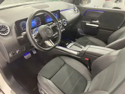Photo 13 Mercedes GLA 180 d AMG Line