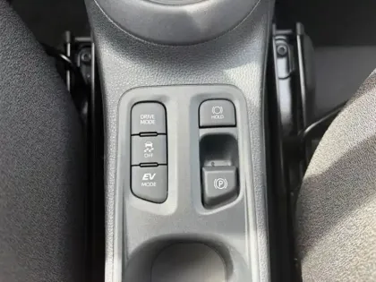 Photo 12 Toyota Aygo Hybride 116h Dynamic MC26