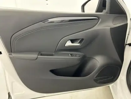 Photo 10 Opel Corsa 1.2 75ch Elegance Business