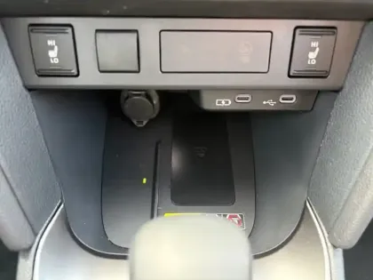 Photo 17 Toyota Yaris Hybride 1.5 HYBRID 130H GR SPORT AUTO 2W