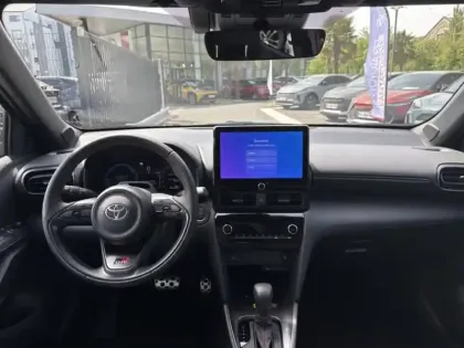 Photo 10 Toyota Yaris Hybride 1.5 HYBRID 130H GR SPORT AUTO 2W
