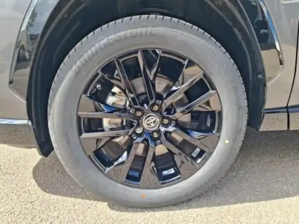 Photo 8 Toyota Rav4 Hybride 2WD 218ch Collection Access HYBRID 2