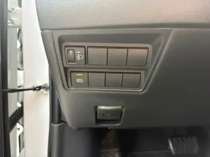 Photo 19 Toyota Yaris Hybride 1.5 HYBRID 116H DYNAMIC AUTO 2WD