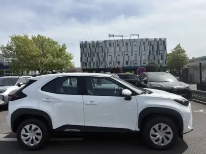 Photo 5 Toyota Yaris Hybride 1.5 HYBRID 116H DYNAMIC AUTO 2WD