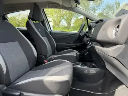 Photo 11 Toyota Yaris 1.5 110 VVT-I CVT 20EME ANNIVERSAIRE