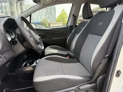 Photo 9 Toyota Yaris 1.5 110 VVT-I CVT 20EME ANNIVERSAIRE