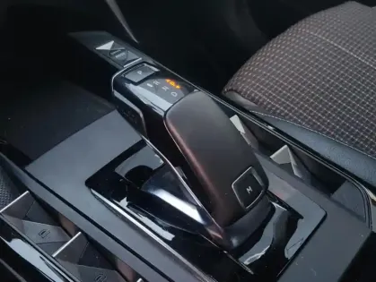 Photo 7 DS DS 3 PureTech 130 Auto Performance Line