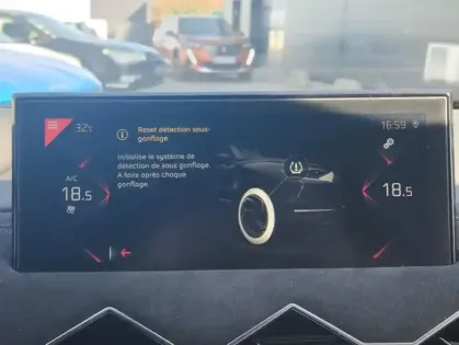 Photo 24 DS DS 3 PureTech 130 Auto Performance Line