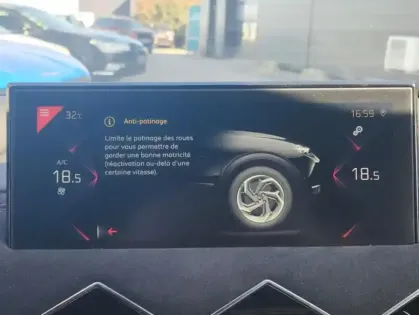 Photo 26 DS DS 3 PureTech 130 Auto Performance Line