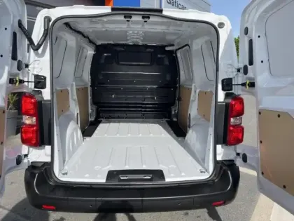 Photo 12 Peugeot Expert  Fg M 2.0 BlueHDi 145ch S&S EAT8