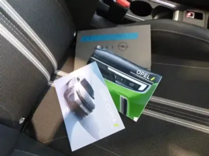 Photo 9 Opel Corsa  1.2 Turbo 130ch GS BVA8