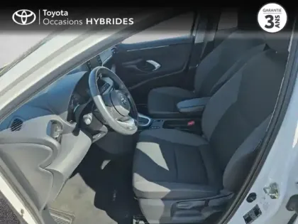 Photo 10 Toyota Yaris  116h Dynamic 5p MY22