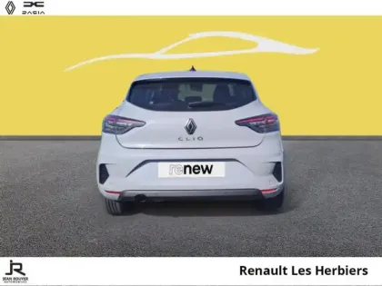 Photo 10 Renault Clio  1.5 dCi 100ch Evolution - 25