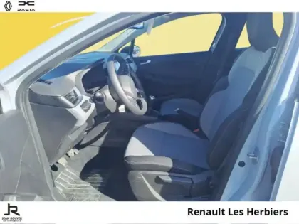 Photo 17 Renault Clio  1.5 dCi 100ch Evolution - 25