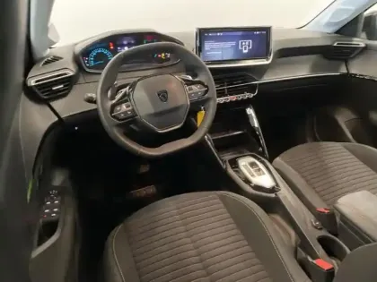 Photo 13 Peugeot 208  Business R 1.2 Hybrid 100ch e-DCS6