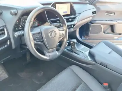 Photo 9 Lexus UX  250h Le 2WD