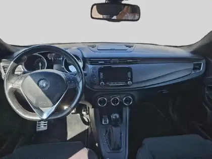 Photo 7 Alfa Romeo Giulietta  2.0 JTDm 170ch Sport Edition Stop&Start TCT