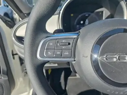 Photo 14 Fiat 600  1.2 Hybrid 100ch La Prima DCT6