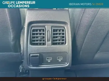 Photo 9 Renault Captur  1.3 TCe 155ch FAP Initiale Paris EDC - 20
