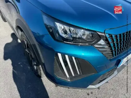 Photo 27 Peugeot 2008  1.2 Hybrid 145ch Allure e-DCS6 CarPlay