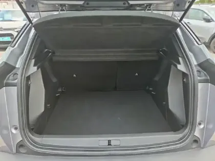 Photo 5 Peugeot 2008  1.2 Hybrid 145ch Style e-DCS6