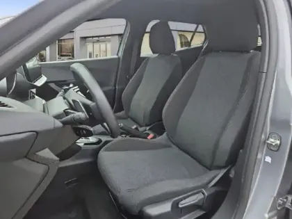 Photo 9 Peugeot 2008  1.2 Hybrid 145ch Style e-DCS6