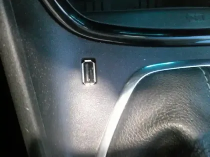 Photo 13 Ford Puma  1.0 EcoBoost Hybrid 125ch E85 Titanium Business S&S