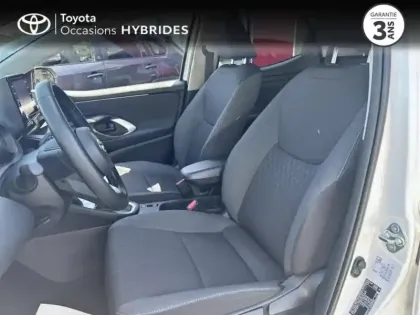 Photo 10 Toyota Yaris  116h Design 5p MY22