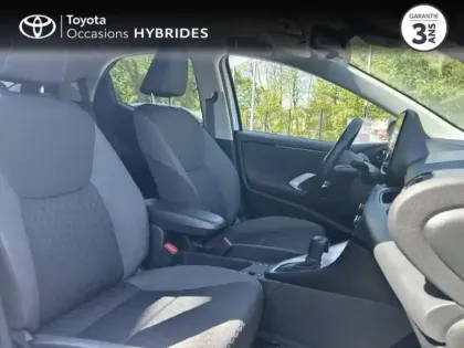 Photo 5 Toyota Yaris  116h Design 5p MY22