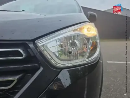 Photo 12 Dacia Lodgy  1.5 Blue dCi 115 ch 15 ans 7 places