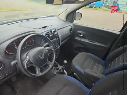 Photo 14 Dacia Lodgy  1.5 Blue dCi 115 ch 15 ans 7 places