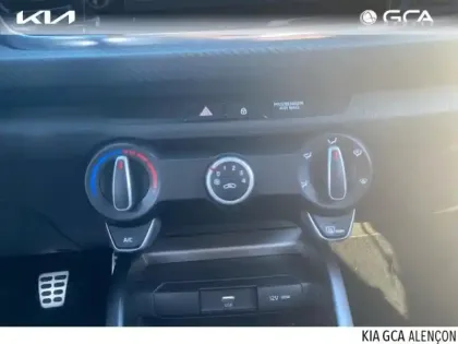 Photo 10 Kia Rio  1.0 T-GDI 120ch MHEV GT-Line