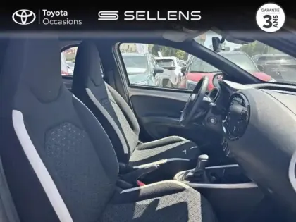 Photo 5 Toyota Aygo  X 1.0 VVT-i 72ch Design S-CVT