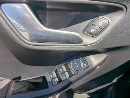 Photo 10 Ford Puma  1.0 EcoBoost 125ch mHEV Titanium Business