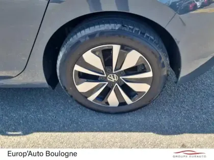 Photo 12 Volkswagen Golf  2.0 TDI SCR 116ch 