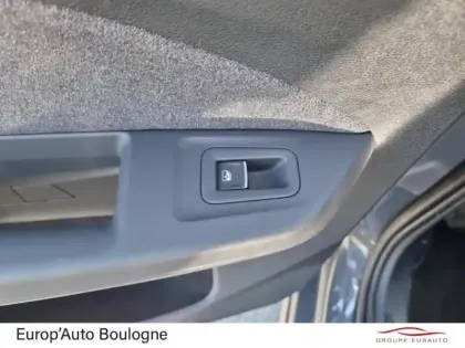 Photo 14 Volkswagen Golf  2.0 TDI SCR 116ch 