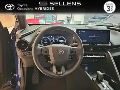 Photo 8 Toyota C-HR  1.8 Hybride 140ch Graphic MY26