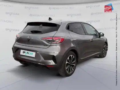 Photo 5 Renault Clio  1.6 E-Tech 145ch full hybrid Techno - 24